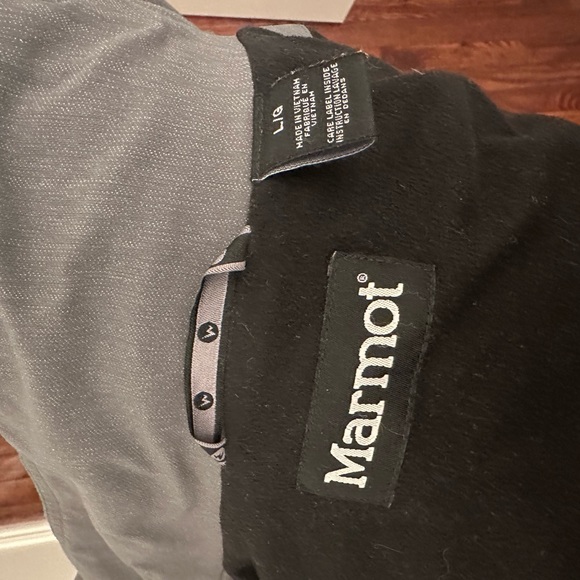 Marmot Medium Weight Jacket - Picture 3 of 3